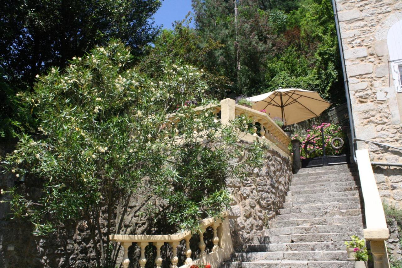 Les Escaliers Du Paradis Largentiere Bagian luar foto
